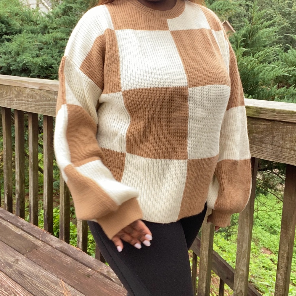 Oversized check board Sweater - Picture 2 of 9